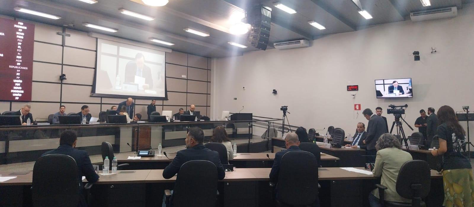 Câmara discute projeto que altera desconto do IPTU
