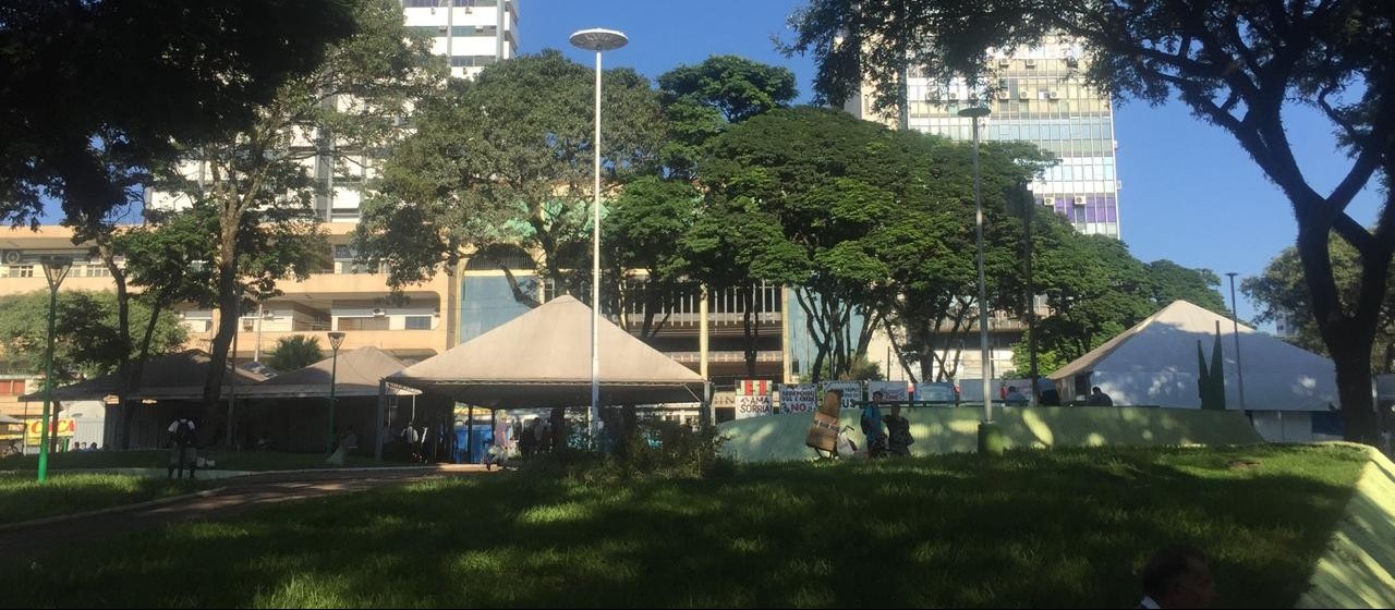 Mulheres sentem medo de pegar ônibus em pontos da Praça Raposo Tavares e Avenida Tamandaré