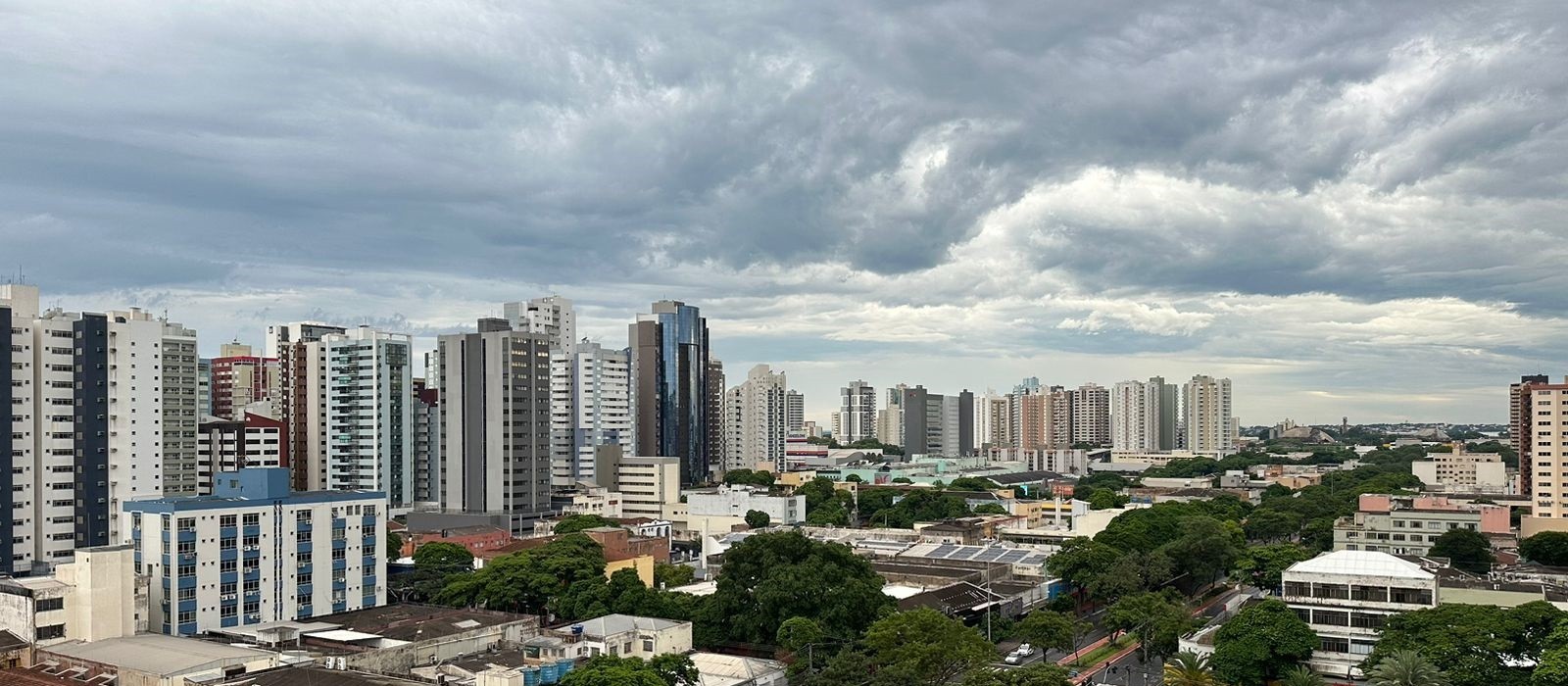 Sexta-feira (19) com chuva em Maringá; tempo segue instável nesse fim de semana