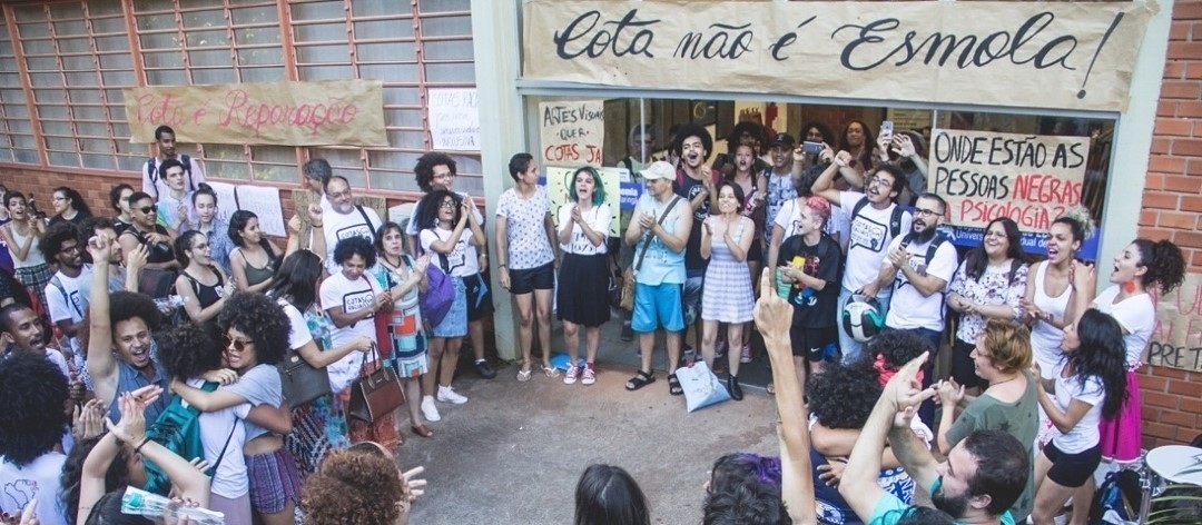 Cotas raciais na UEM aprovadas: 20 de novembro é uma data histórica