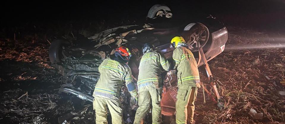 Quatro pessoas morrem em acidente na PRC-369, entre elas uma criança de 12 anos