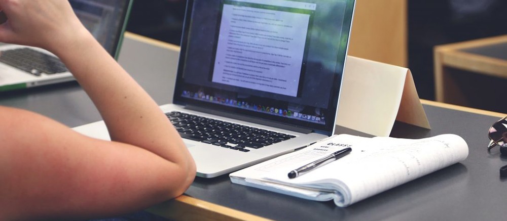 UEM consulta alunos para avaliar se há viabilidade para atividades online