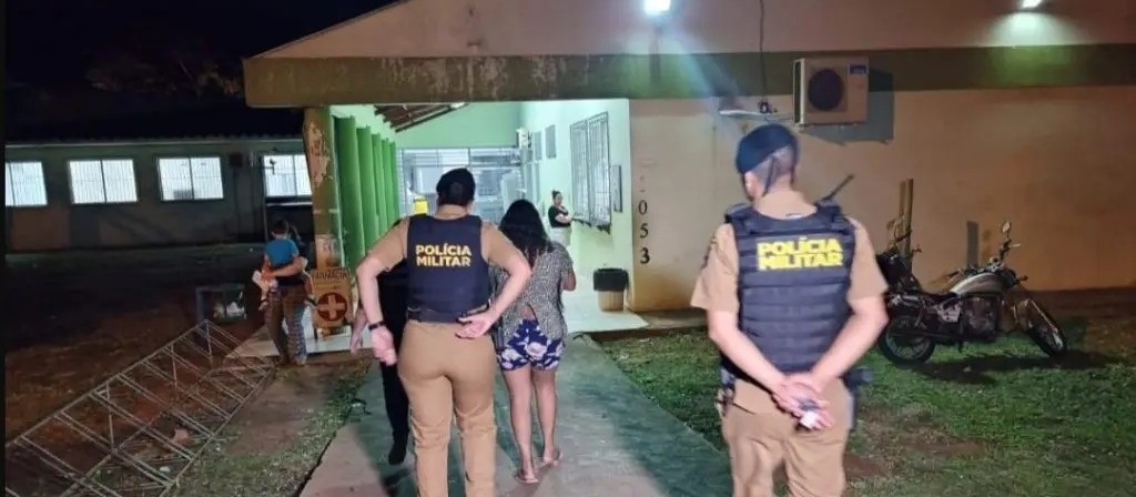 Justiça nega pedido de soltura de pai acusado de abandonar bebê em terreno baldio