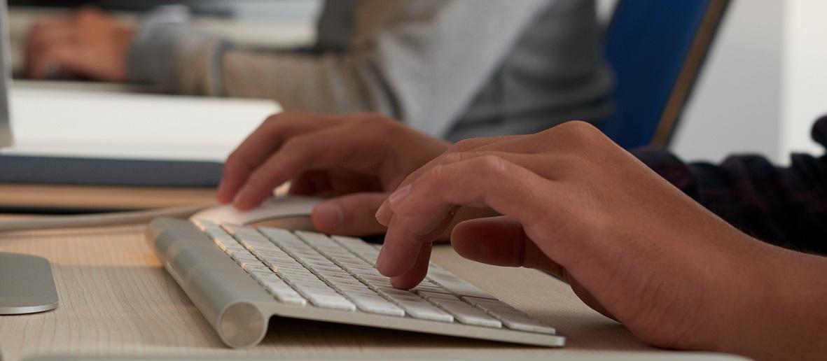 Entenda como os vínculos sociais preservam o bem-estar no trabalho