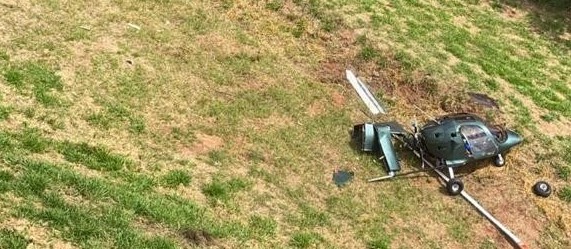 Idoso é socorrido pelo Samu após queda de aeronave de pequeno porte