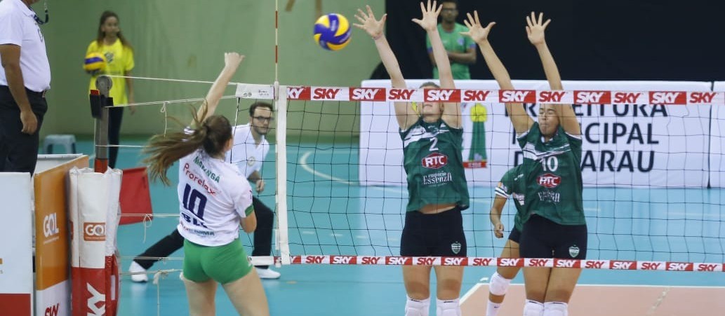 Equipe feminina Amavolei/Maringá está na semifinal da Superliga B