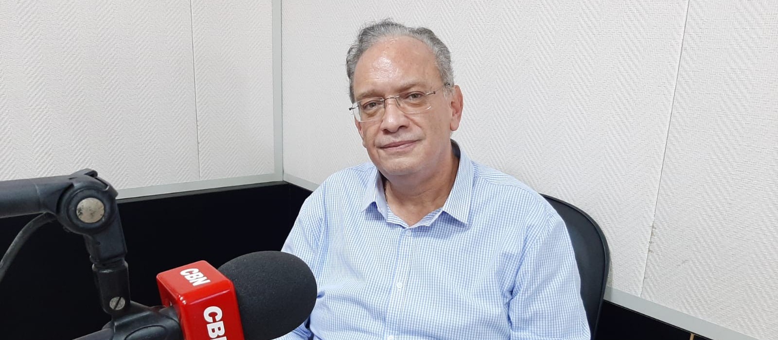 País precisa reduzir dependência de insumos importados, diz presidente da Fiep