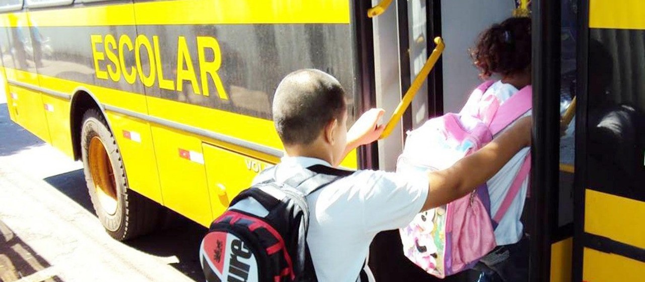 Ministério Público recomenda menos passageiros no transporte escolar