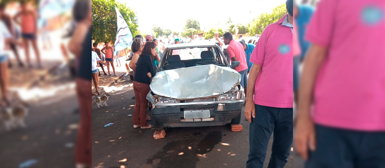 Carro desgovernado atropela nove pessoas durante passeata eleitoral em Centenário do Sul, no Norte do Paraná