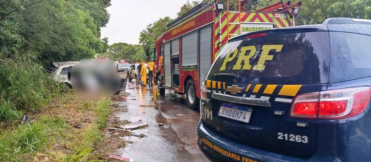 Motorista de 20 anos morre em acidente na BR-376