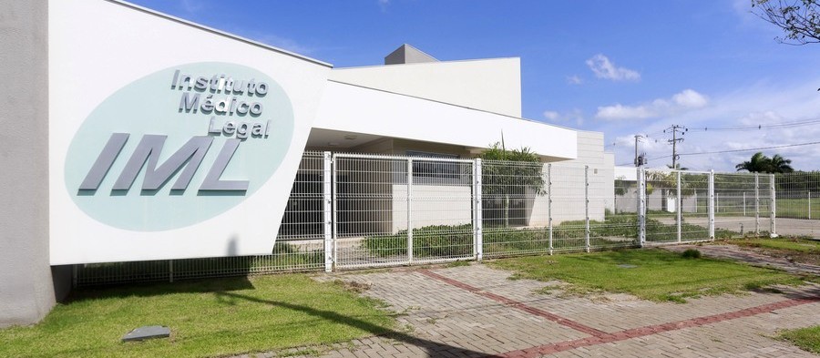 Pedestre morre após ser atropelado por caminhão, na PR-317