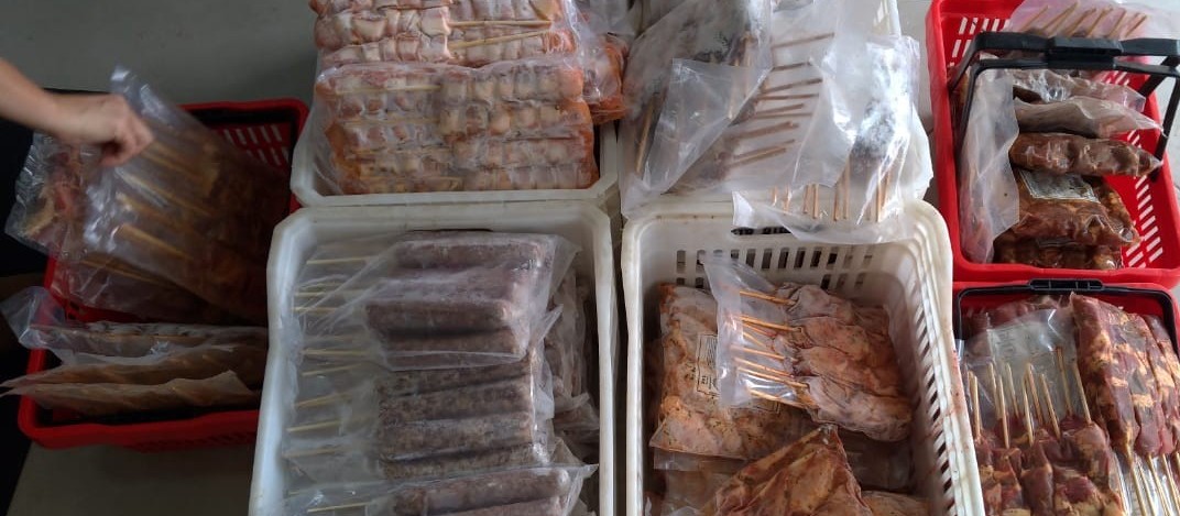 Mais de 100 quilos de carnes impróprias para consumo são descartadas
