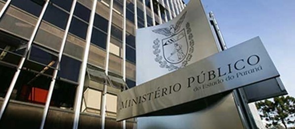 MP pede ressarcimento milionário a ex-prefeito e ex-servidores
