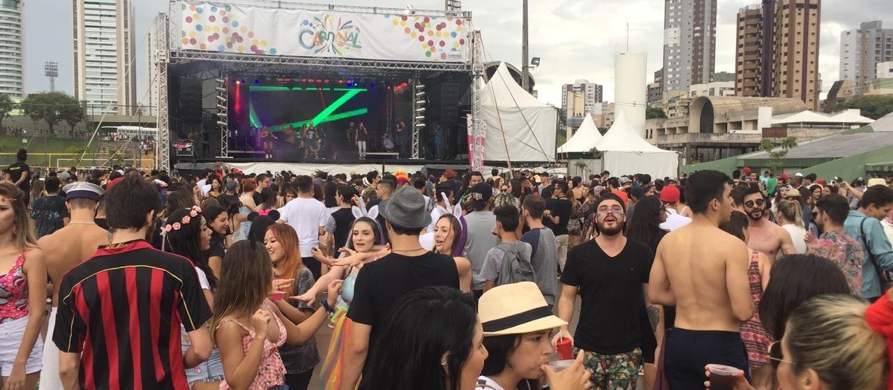 Famílias aprovam resgate do carnaval de rua em Maringá