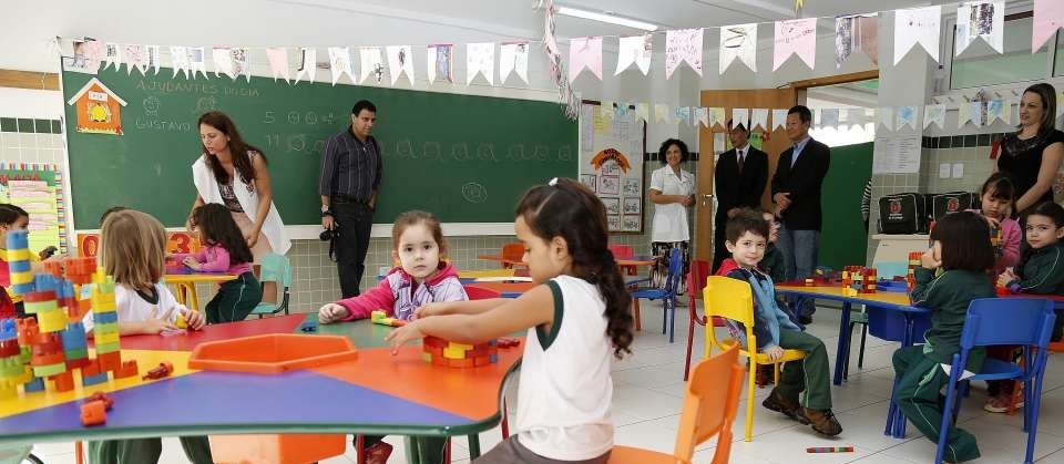 Aulas na rede municipal de ensino em Maringá vão até 20 de dezembro