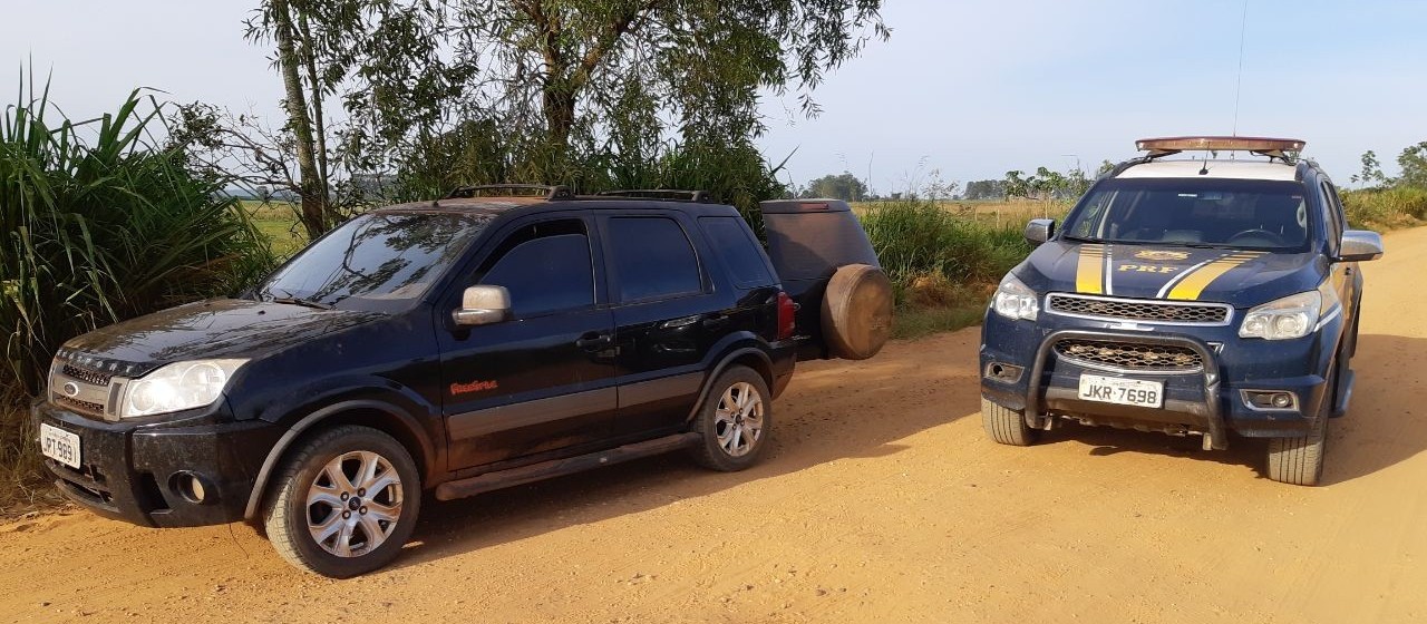PRF apreende 145 quilos de maconha em Alto Paraíso