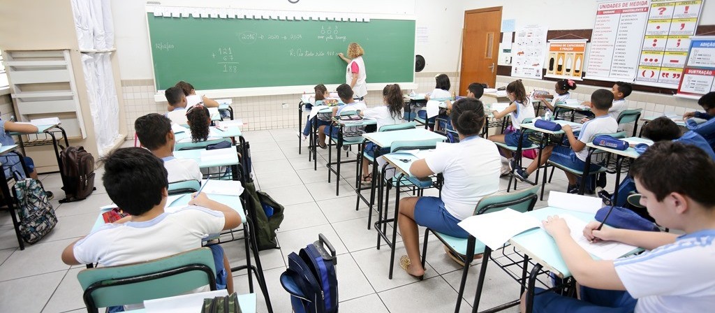 Prefeitura de Maringá contrata professores 