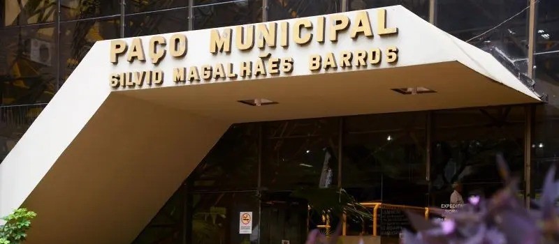 Pesquisa de intenção de voto para Prefeitura de Maringá mostra Silvio Barros na frente