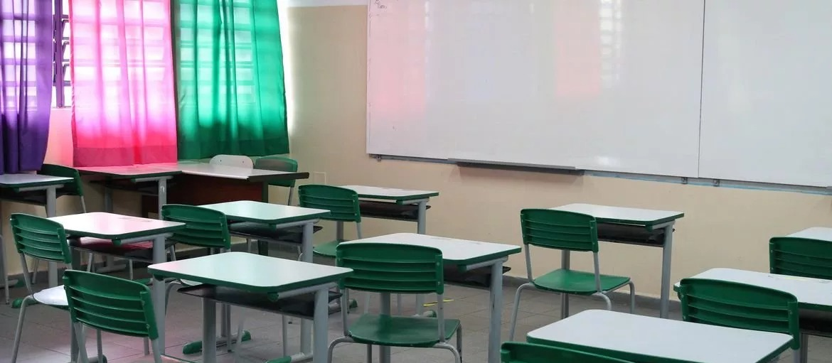 Estudantes organizam protesto contra saída de diretores de colégio