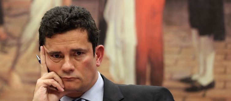 Gilson Aguiar: 'moro vai da justiça a política'