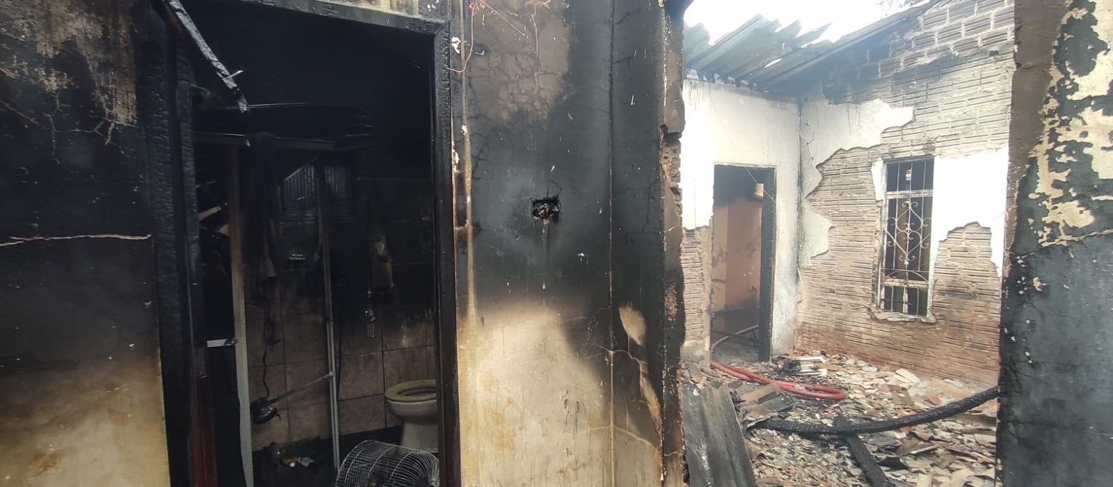 Idoso sofre queimaduras num incêndio em residência em Paranavaí