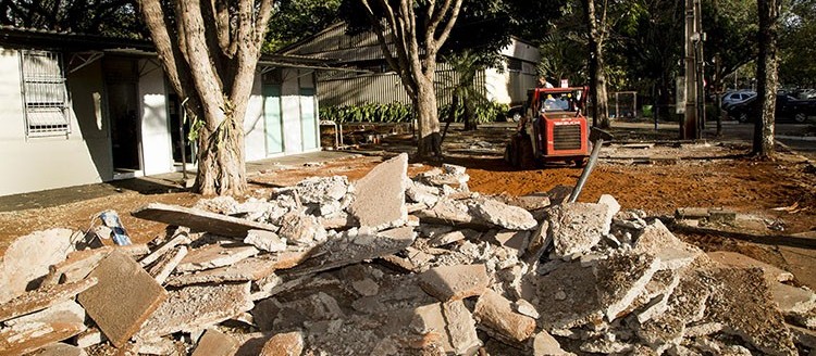 Praça do DCE da UEM será revitalizada com apoio de acadêmicos de arquitetura