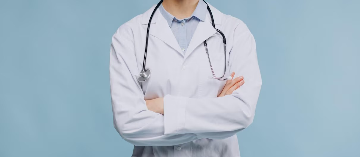 Advogado diz que médica utiliza medicamentos importados legalmente