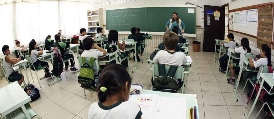 83% dos servidores da Educação não querem câmeras em salas de aula