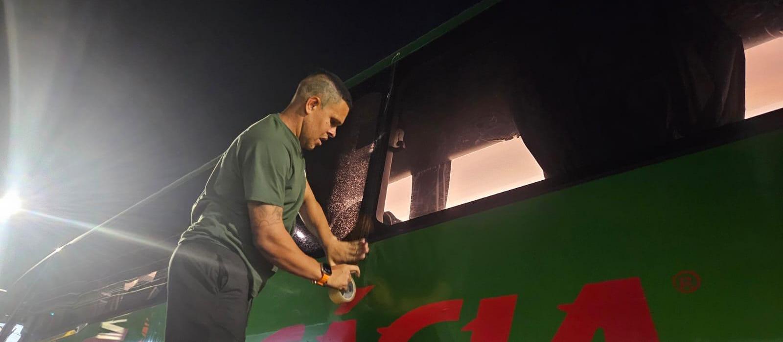Ônibus do Maringá FC é apedrejado na saída da Ligga Arena