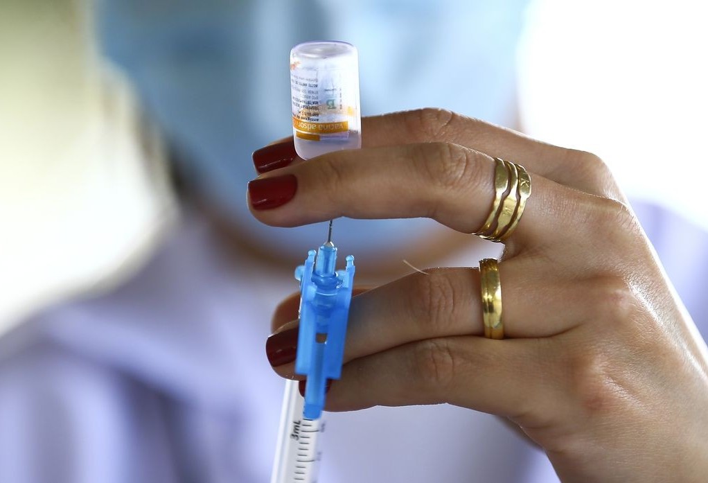 The influenza vaccine is available to the general population The influenza vaccine is available to the general population