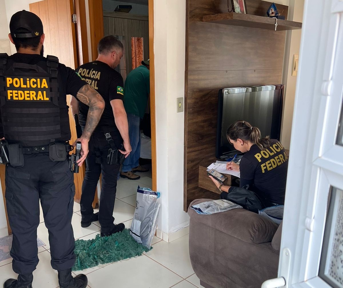 Morador de Santa Fé é preso por armazenar imagens de exploração sexual de crianças e adolescentes