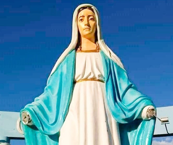 Imagem de santa vandalizada ganhará novas mãos, diz padre