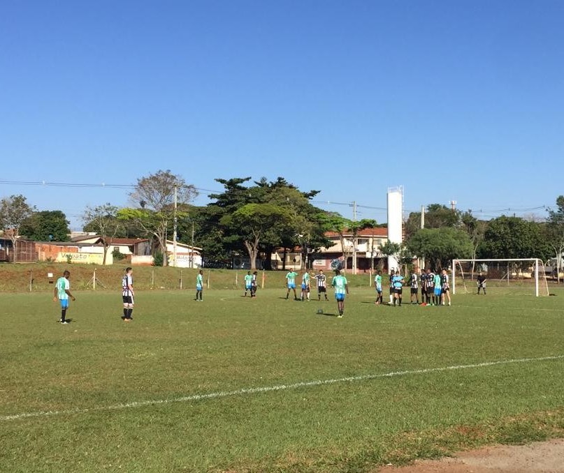 Torneio reúne refugiados em Maringá