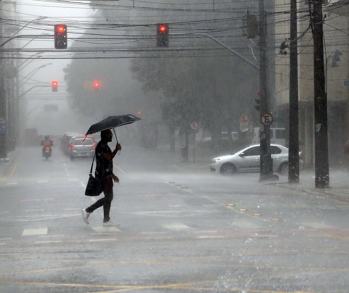 Número atualizado de pessoas afetadas pelas chuvas no Paraná chega a 116 mil