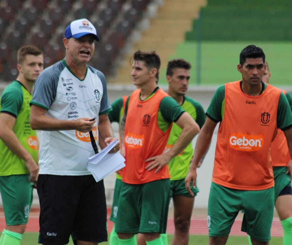 Maringá FC faz último treino antes da estreia no Brasileiro da Série D