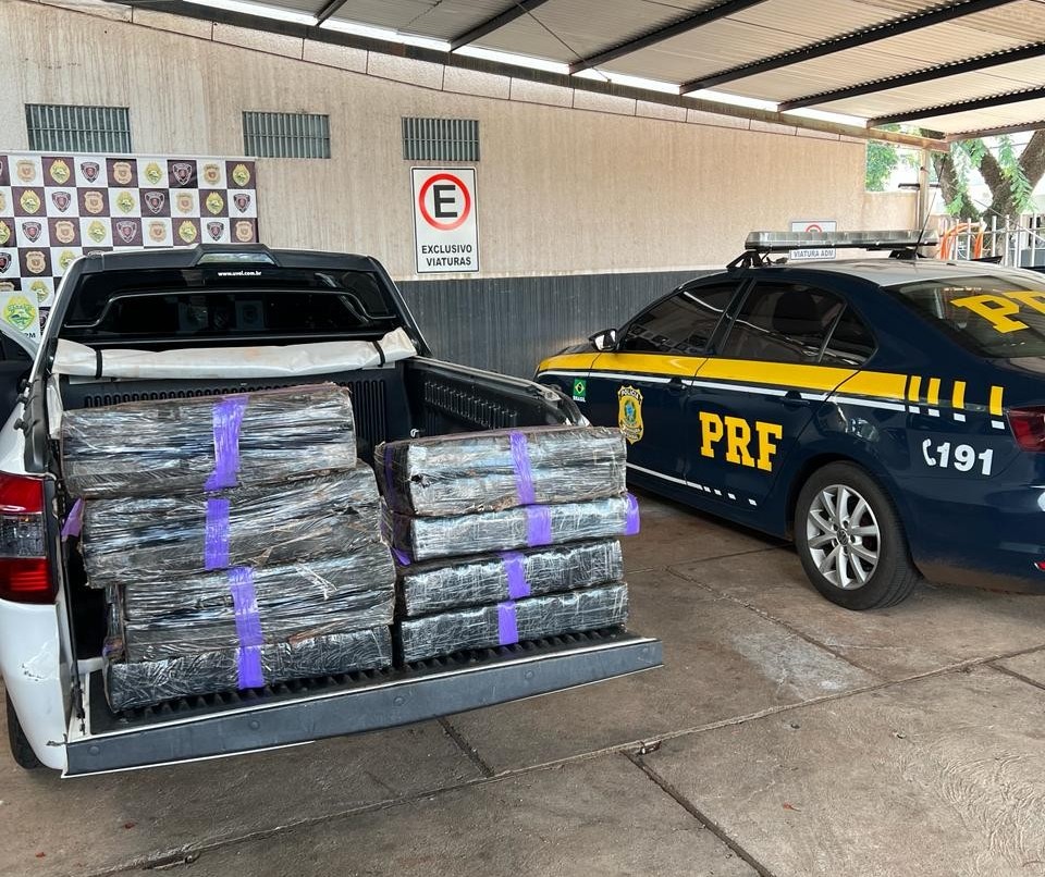 PRF intercepta carregamento de maconha chegando a Maringá