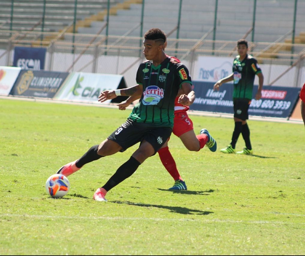 Mirando a semifinal da segunda fase do Paranaense, MFC encara Cascavel