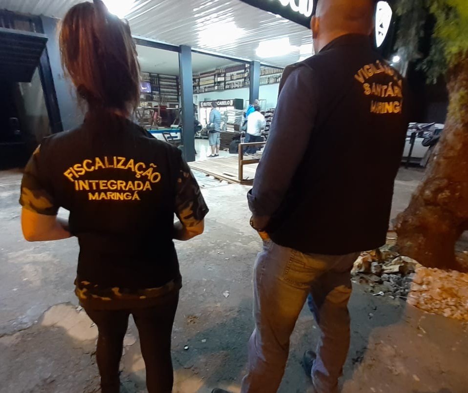 Fiscalização faz 38 vistorias e carrinho de lanches é autuado e interditado em Maringá