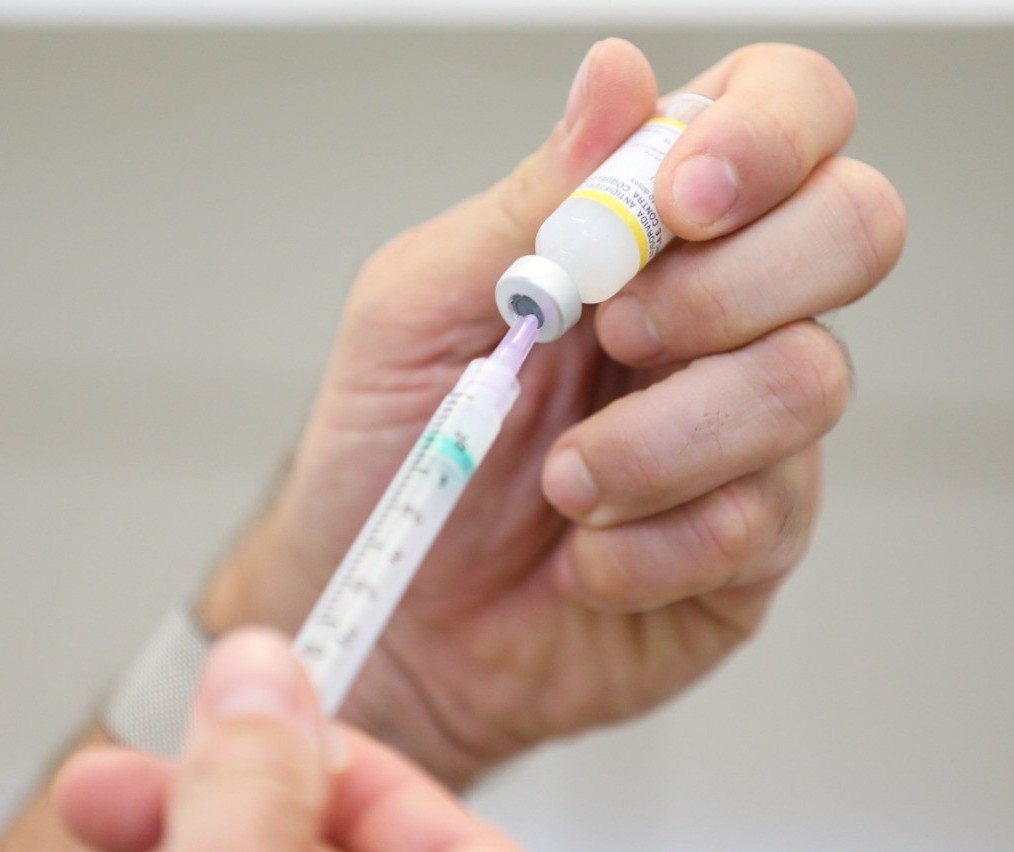 15ª Regional de Saúde recebe 75 mil doses de vacina