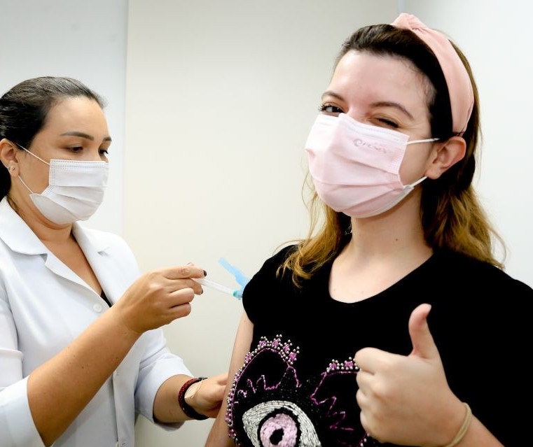 Após uma semana, Maringá retoma vacinação com a 1ª dose nesta sexta-feira (30)