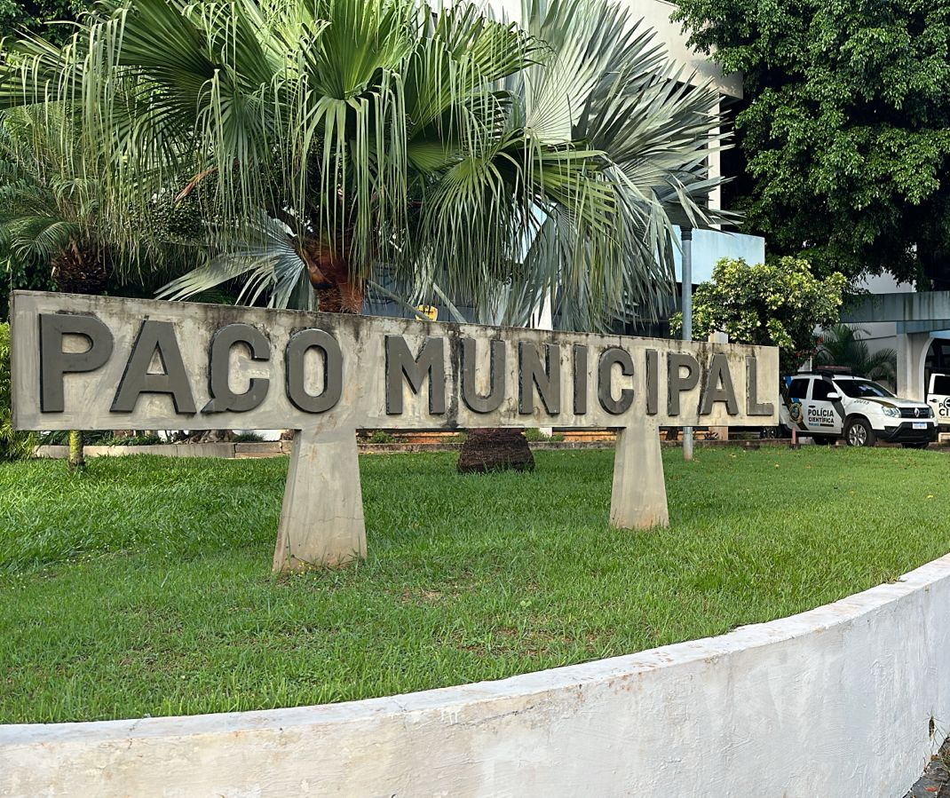 PC cumpre mandados de busca em Prefeitura de Quedas do Iguaçu