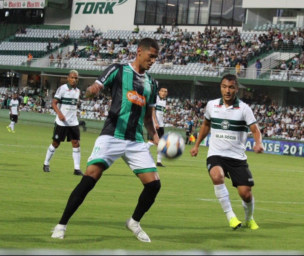 Maringá FC empata em jogo contra o Coritiba