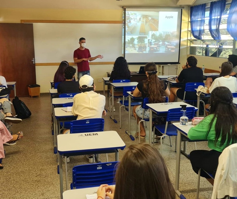 Professores da UEM fazem paralisação nesta quarta-feira (1º)