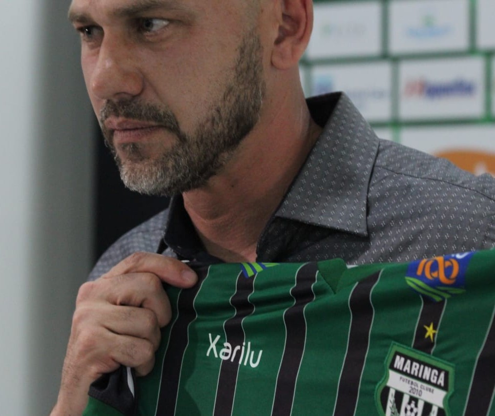 Novo treinador do Maringá FC é apresentado ao time