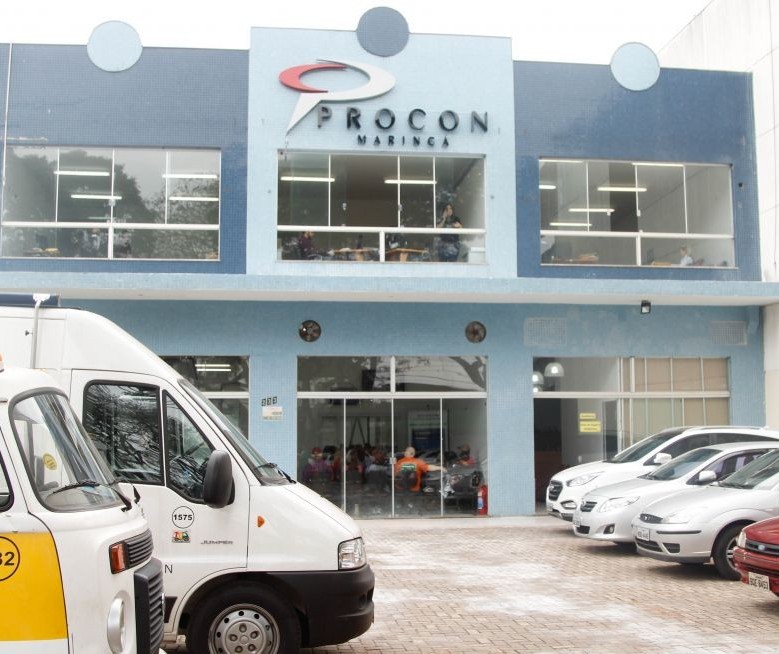 Procon fiscaliza revenda de gás suspeita de vender botijão com água