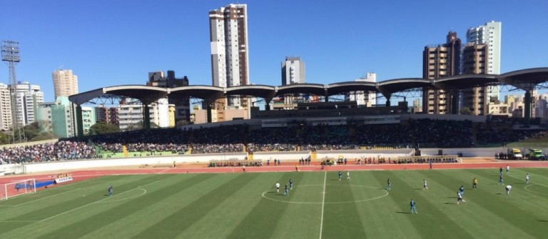 Prefeitura autoriza jogo do Maringá FC em casa