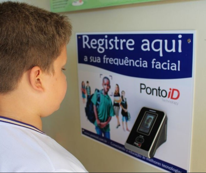Sistema registra entrada de alunos por reconhecimento facial