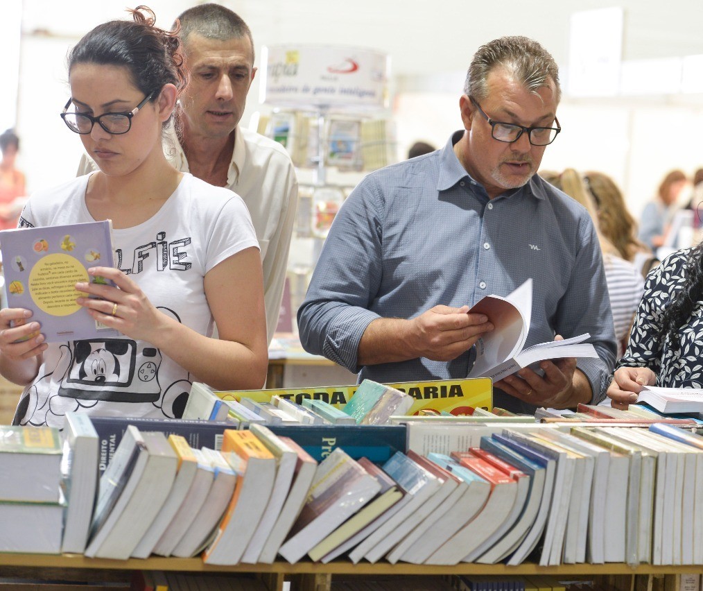 Semana Literária e Feira do Livro do Sesc começam nesta segunda-feira (12)