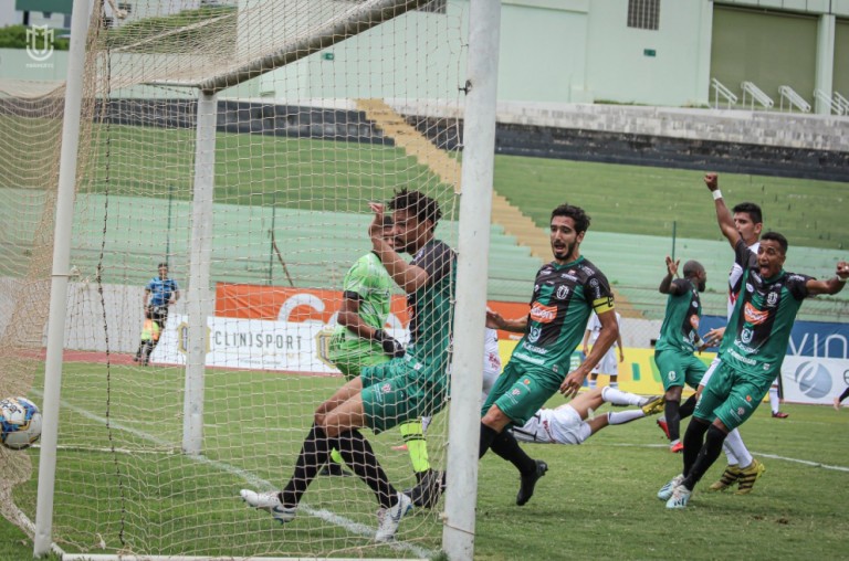 Foco no acesso à primeira divisão segue no Maringá FC