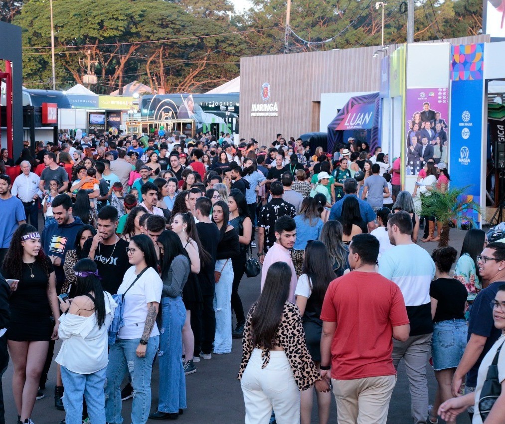 Com visita de Bolsonaro, Expoingá terá mais um dia de portões abertos